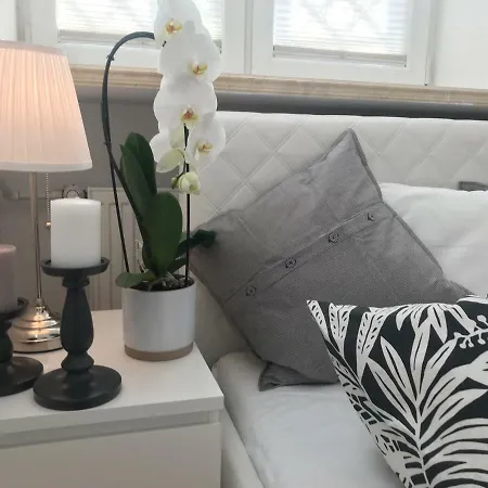Apartment Stare Miasto Dluga 42 Warsaw